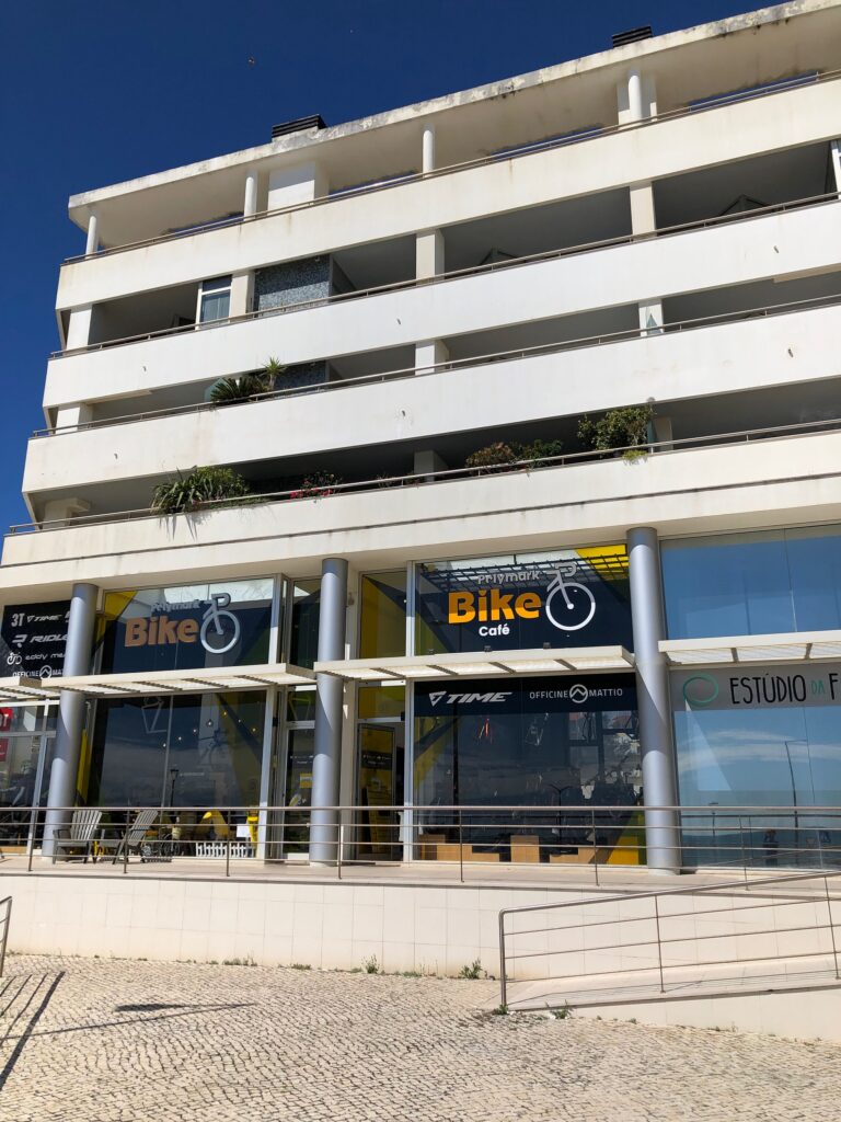 6A9463DA 6E56 43CC 84BC D2B7CB95ABFF 768x1024