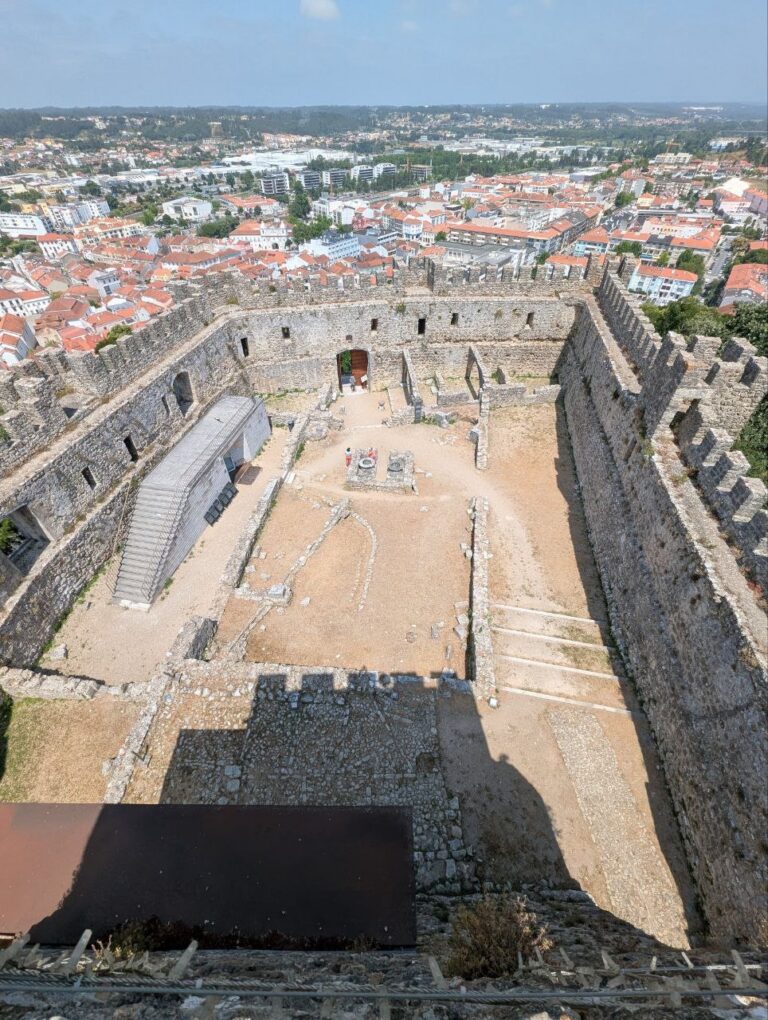 212707E5 C66D 45FD 85E8 5686B4BBBE07 768x1020