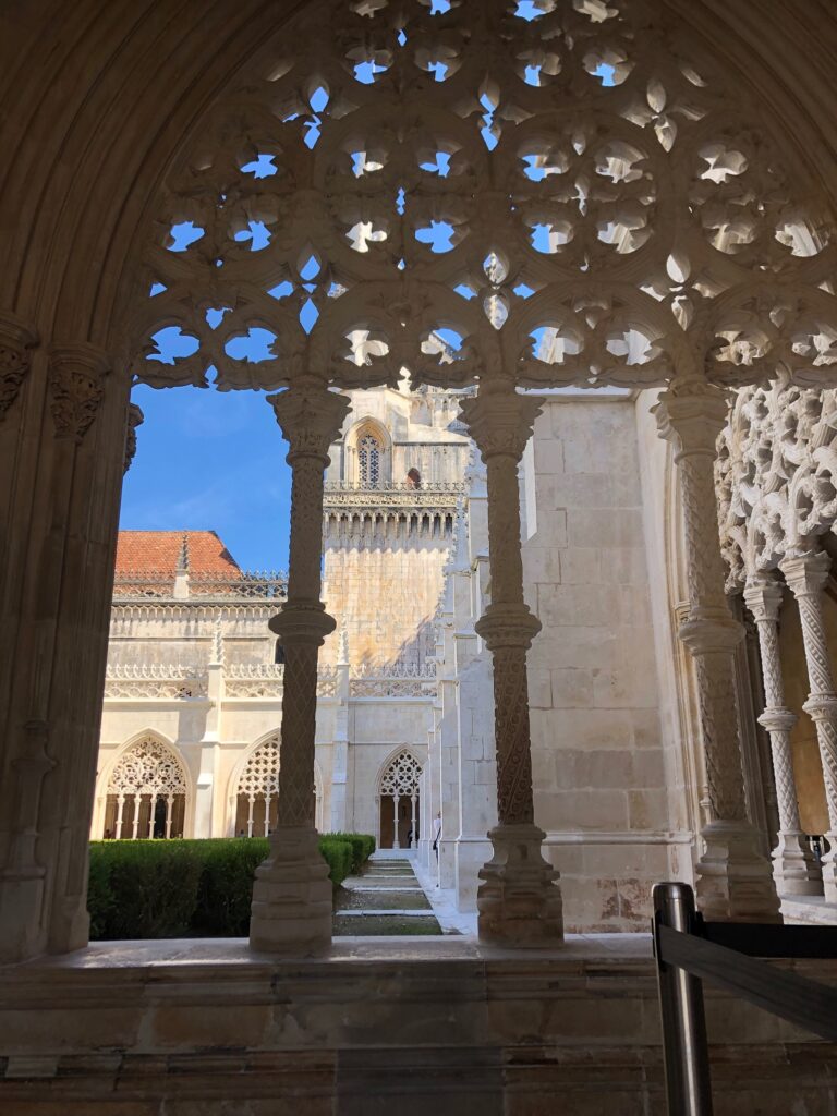 915B4D12 38ED 44A3 B062 53DC1EBD4E1F 768x1024