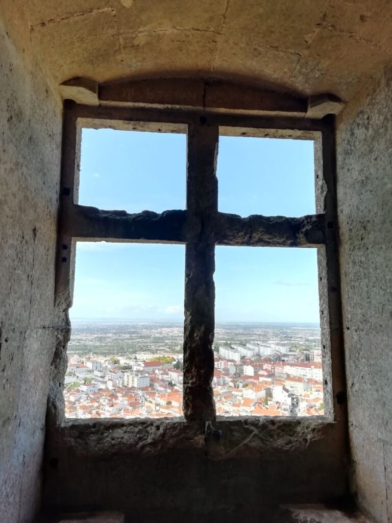 9D2CC12B 0C67 4F21 B249 5682D504A594 768x1024