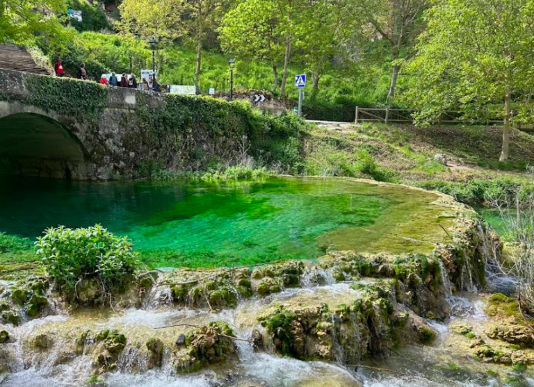 Cascada de Orbaneja del Castillo 2 768x557