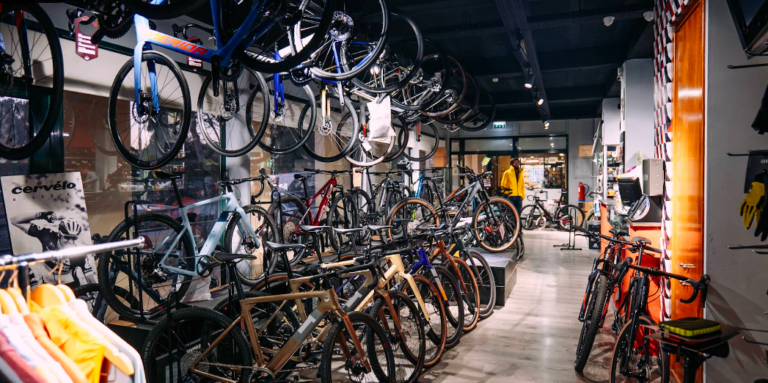 firstbike cascais 1 768x383